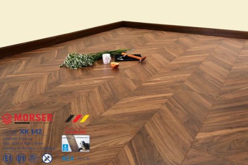 Sàn Gỗ Việt Nam Moser 8mm Kiểu Xương Cá